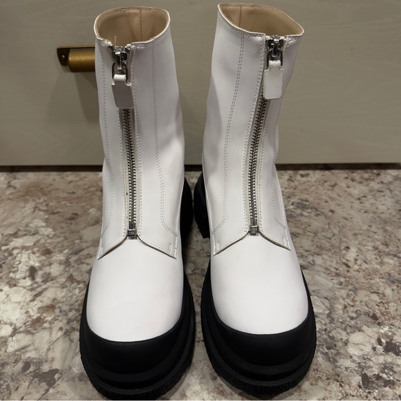 Stuart Weitzman White Charli Zip Sportlift Bootie Creeper Boots 6 W - Picture 7 of 14